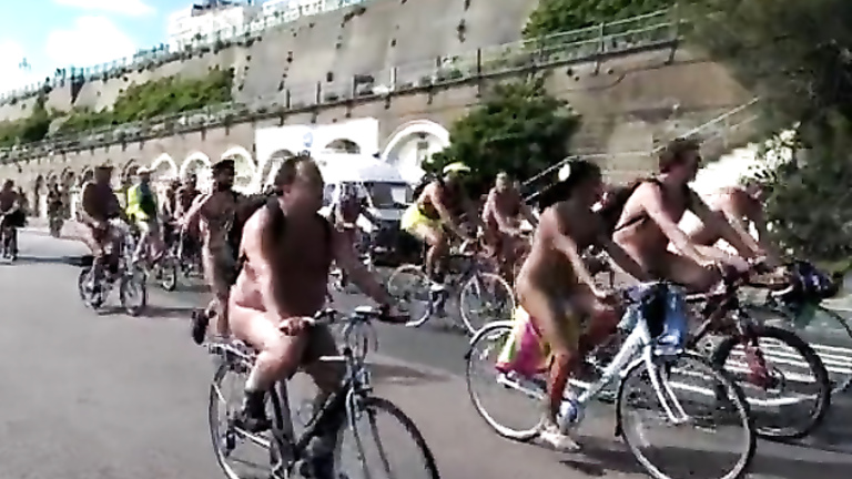 Rare footage of the world naked bike ride